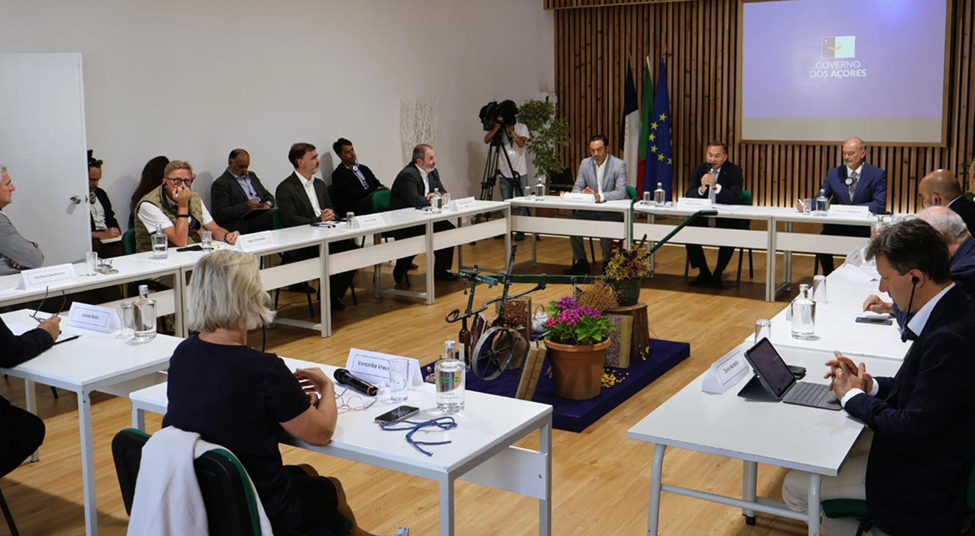 Governo dos Açores defende agricultura das Regiões...